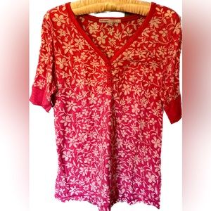 XXL Old Navy pink and white top- fits like a medium/large